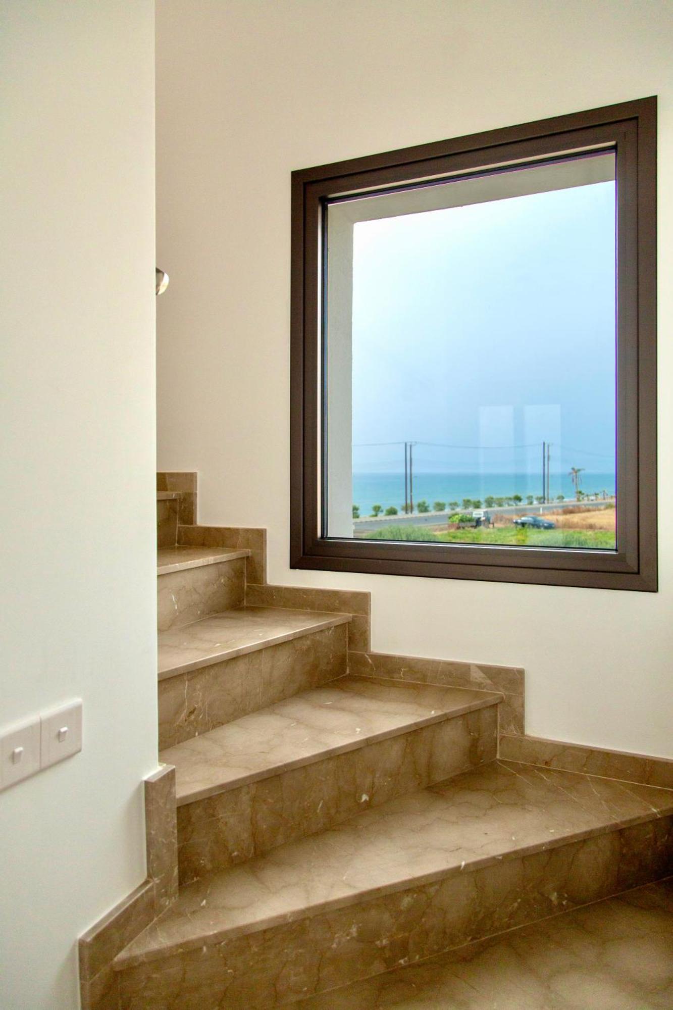Santa Barbara Seafront Villas W Jacuzzi Pool Paphos Bagian luar foto