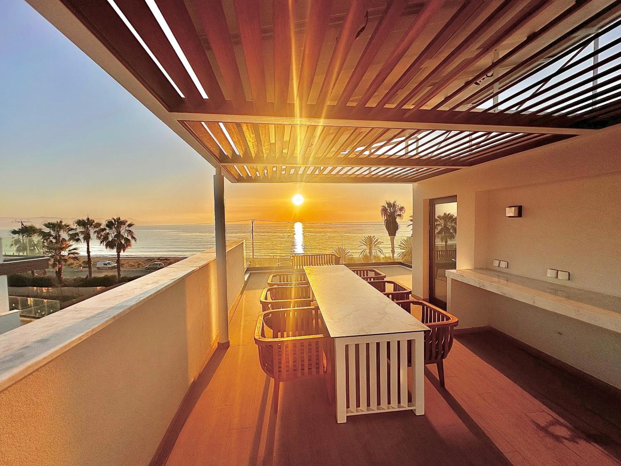 Santa Barbara Seafront Villas W Jacuzzi Pool Paphos Bagian luar foto